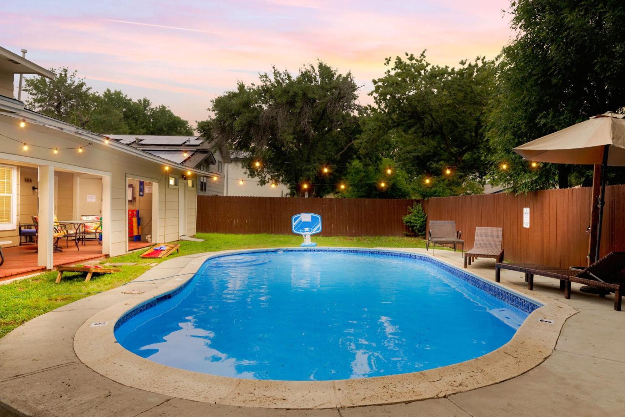 Spacious 4 Bedroom With Pool-Minutes To Seaworld And Lackland Afb Сан-Антонио Экстерьер фото